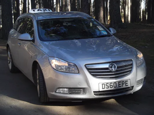 Aviemore Taxis vehicle 1